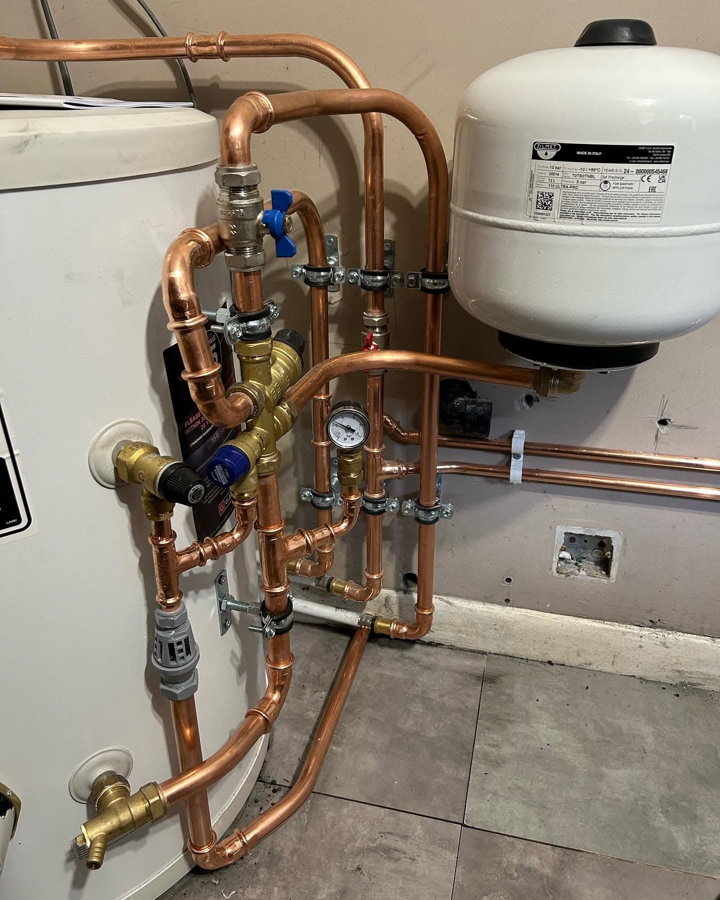 About Wood & Williams — Heating engineers in Poole